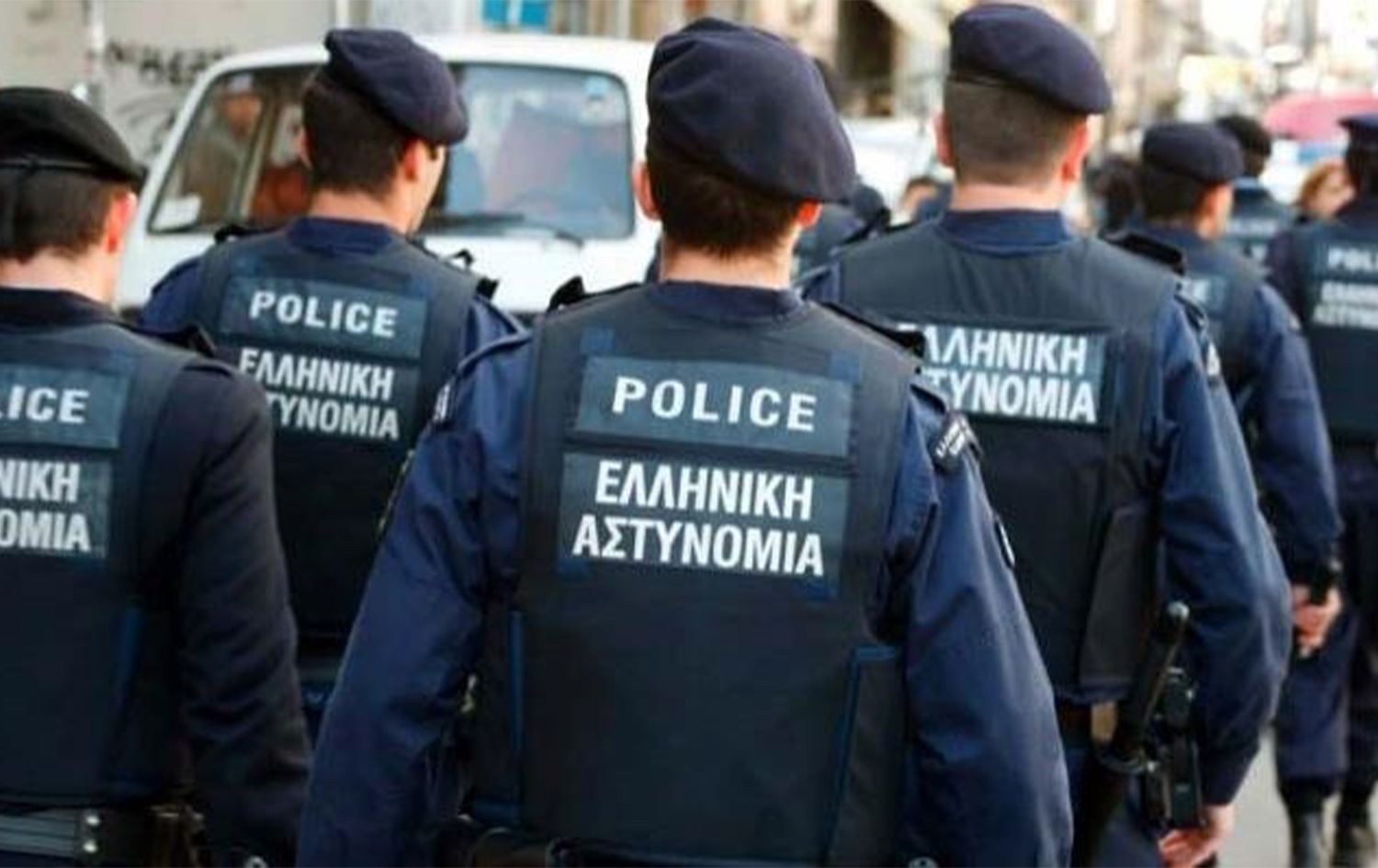السلطات اليونانية تفرج عن 35 تونسيا كانوا من بين موقوفين يعملون بشركة تنشط في مجال إسداء الخدمات عن بُعد (الخارجية)