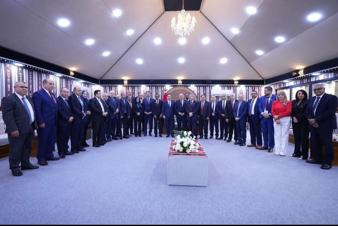 رئيس الوزراء العراقي يستقبل رؤسات الهيئات الإعلامية العربية المشاركة في مؤتمر الإعلام العربي ببغداد