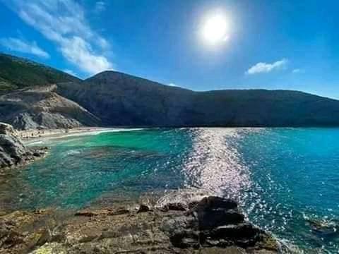  وفد من وزارة البيئة يزور اليوم مدينة طبرقة  للاطلاع  على مكونات مشروع الكنوز المخفية بخليج ملولة 