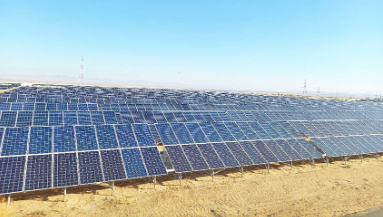 La STEG intègre la centrale solaire Tozeur 2 au réseau électrique national