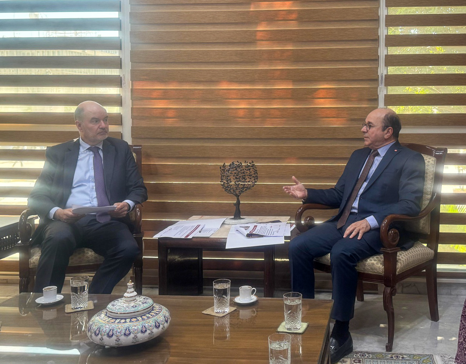 وزير السياحة