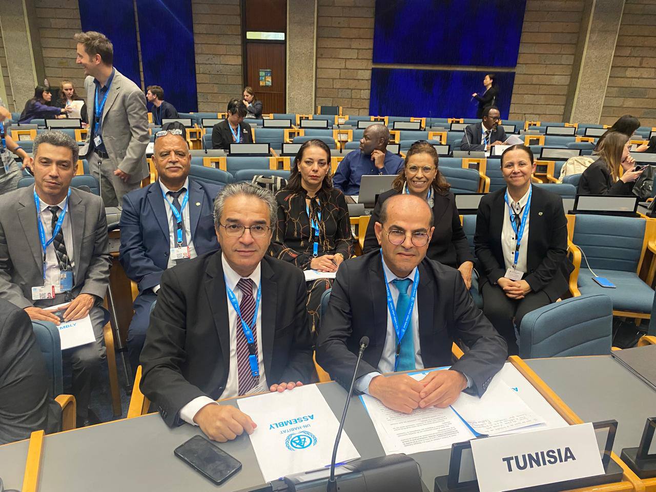  وزير التجهيز والإسكان يؤكد أهمية برنامج الحــزام الأخضر لتطوير الإنتاج الفلاحي بمناطق الوسط والجنوب التونسي 