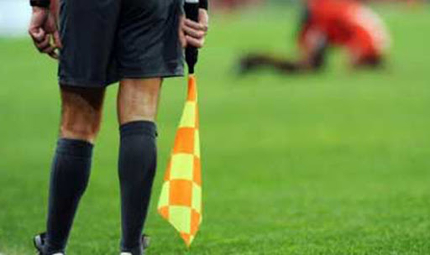 الحكم أسامة بن اسحاق يدير نهائي كأس تونس لكرة القدم بين الملعب التونسي والترجي الرياضي