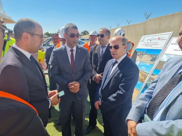  كاتب الدولة المكلّف بالانتقال الطاقي يتابع تقدم أشغال إنجاز مشروع شبكة نقل الكهرباء بين الجنوب  والشمال بكندار