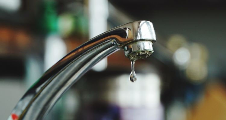  أريانة : اضطراب في توزيع الماء الصالح للشرب ببعض المناطق
