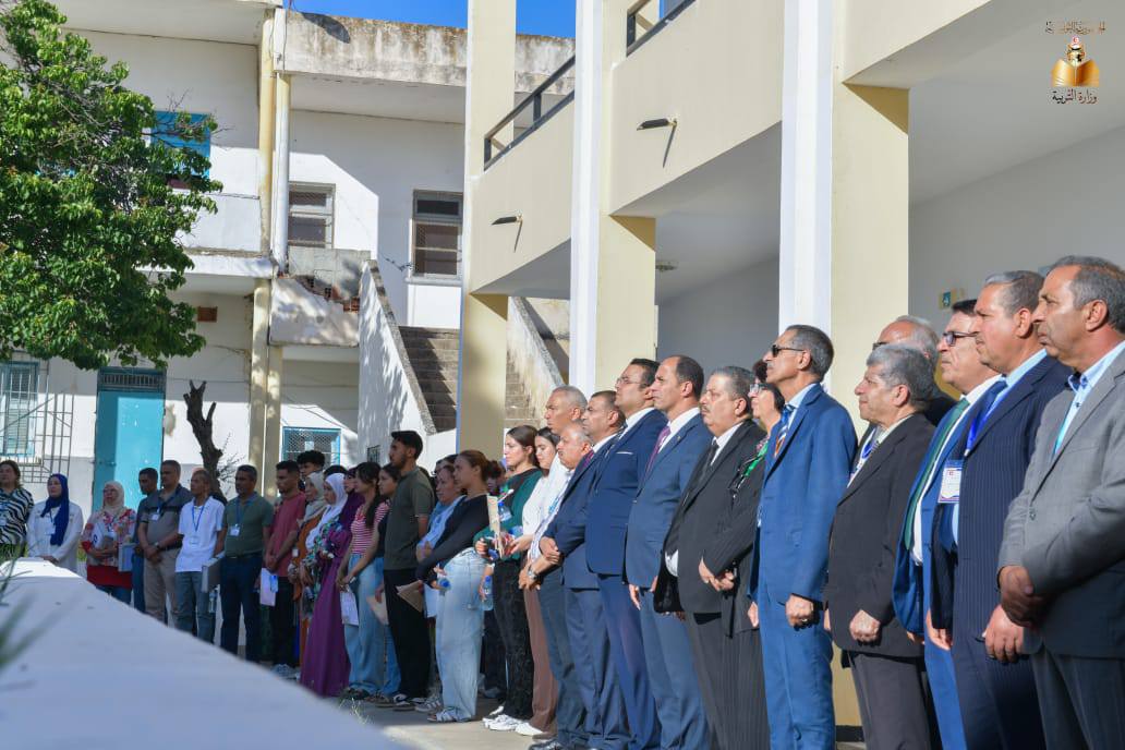 الكاف: وزير التربية يعاين سير امتحان البكالوريا بعدد من المعاهد 