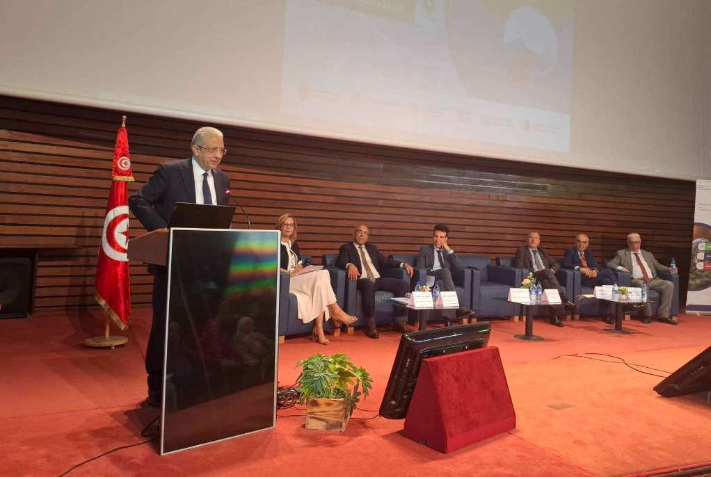 وزير الصحة يدعو للانتباه إلى غذاء الأطفال ويحذر من الأكلات السريعة