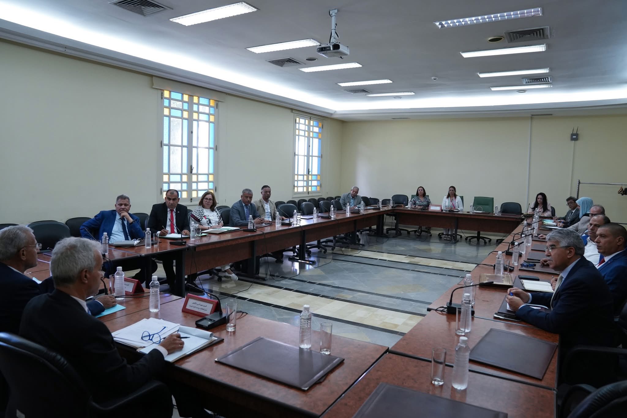 مجموعة التعاون البرلماني مع بلدان آسيا وأستراليا تعقد جلسة عمل مع ممثلي وزارة الخارجية