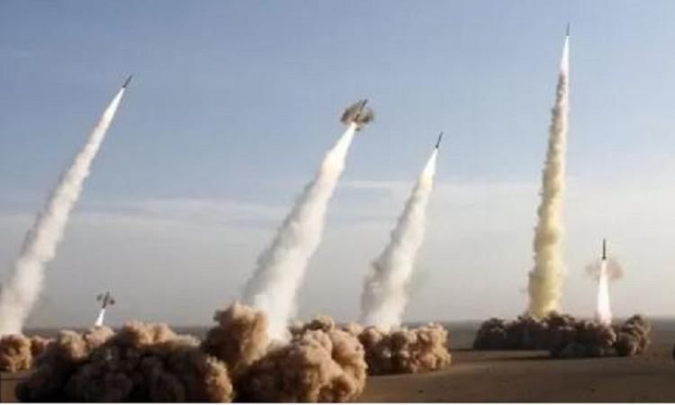 إيران تطلق موجة جديدة من الصواريخ على إسرائيل