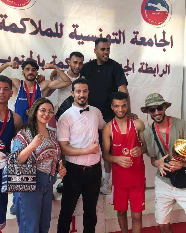 الجمعية العسكرية بالقصرين تحرز كأس المرتبة الأولى في بطولة الملاكمة الجهوية لأكابر.. و4 ذهبيات وفضية تزين إنجازاتها