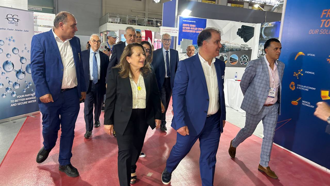 وزيرة الصناعة تفتتح المعرض الدولي لصناعات البلاستيك والتغليف والطباعة