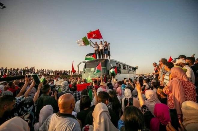  قافلة الصمود تؤكد  تلقيها معلومات عن الافراج عن جميع الموقوفين التونسيين والجزائريين