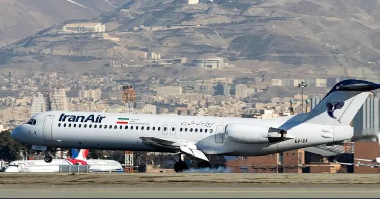 إيران تمدد تعليق الرحلات الداخلية والدولية حتى فجر الغد
