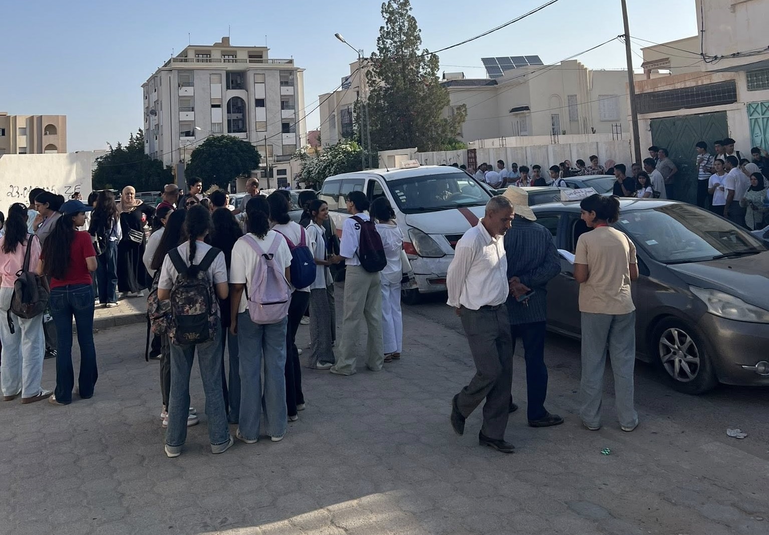 قرابة 33 ألفا و500 تلميذ يشرعون في اجتياز امتحان شهادة ختم التعليم الأساسي العام والتقني دورة 2025