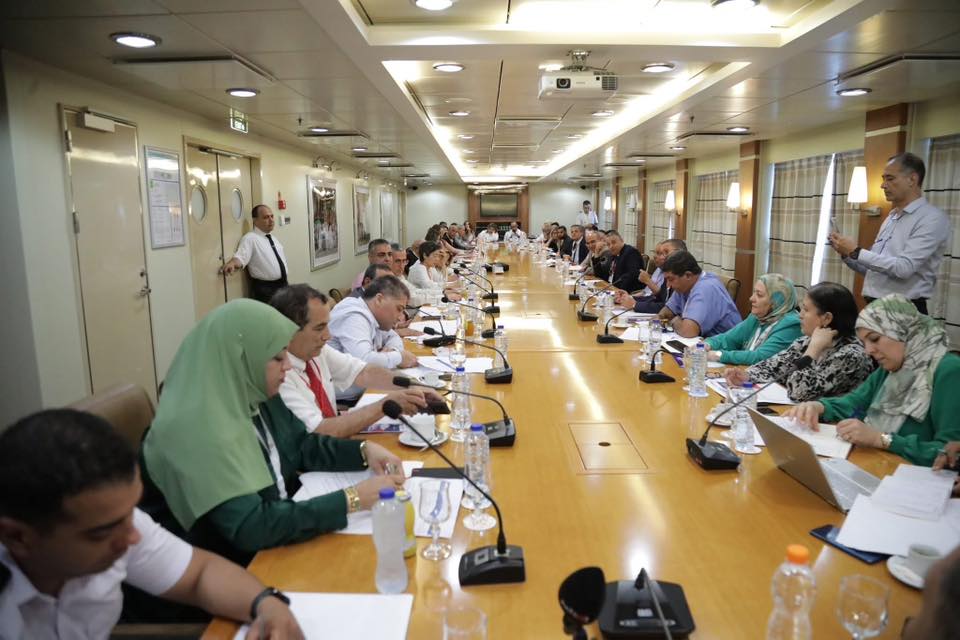 وفد برلماني يشارك في جلسات تنسيقية لتحسين ظروف استقبال التونسيين بالخارج على متن الباخرة "تانيت"
