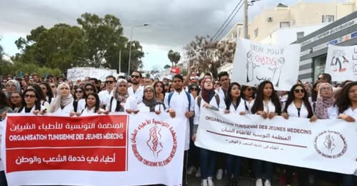 الاطباء الشبان متمسكون بالمطالب و مواصلون في التحركات