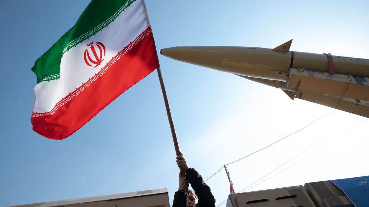 مسؤول إيراني: طهران ستواصل عملياتها ردا على الهجمات الأمريكية