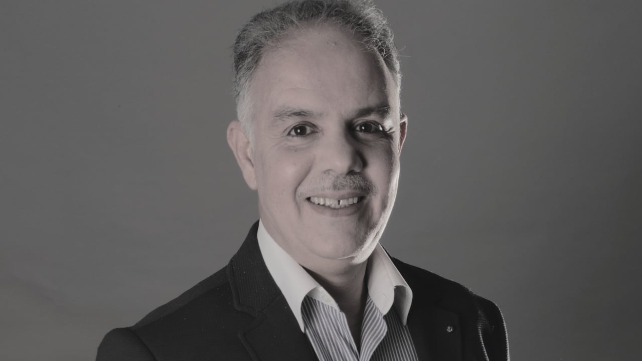 الإعلامي بالإذاعة الوطنية وليد التليلي في ذمة الله