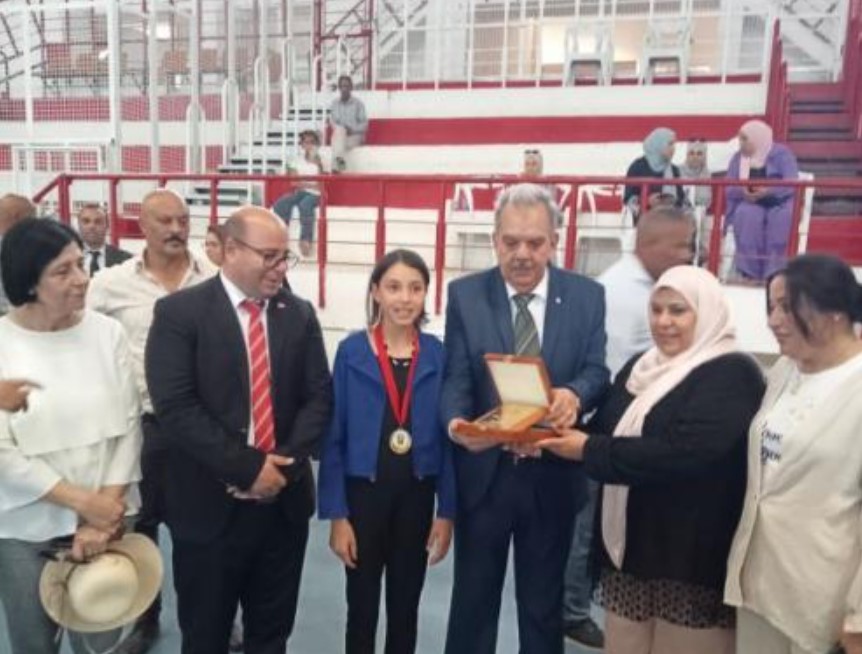 زغوان : وزير الشباب والرياضة يعلن عن إحداث 12 ملعب حي بعدد من المناطق والأحياء بالجهة
