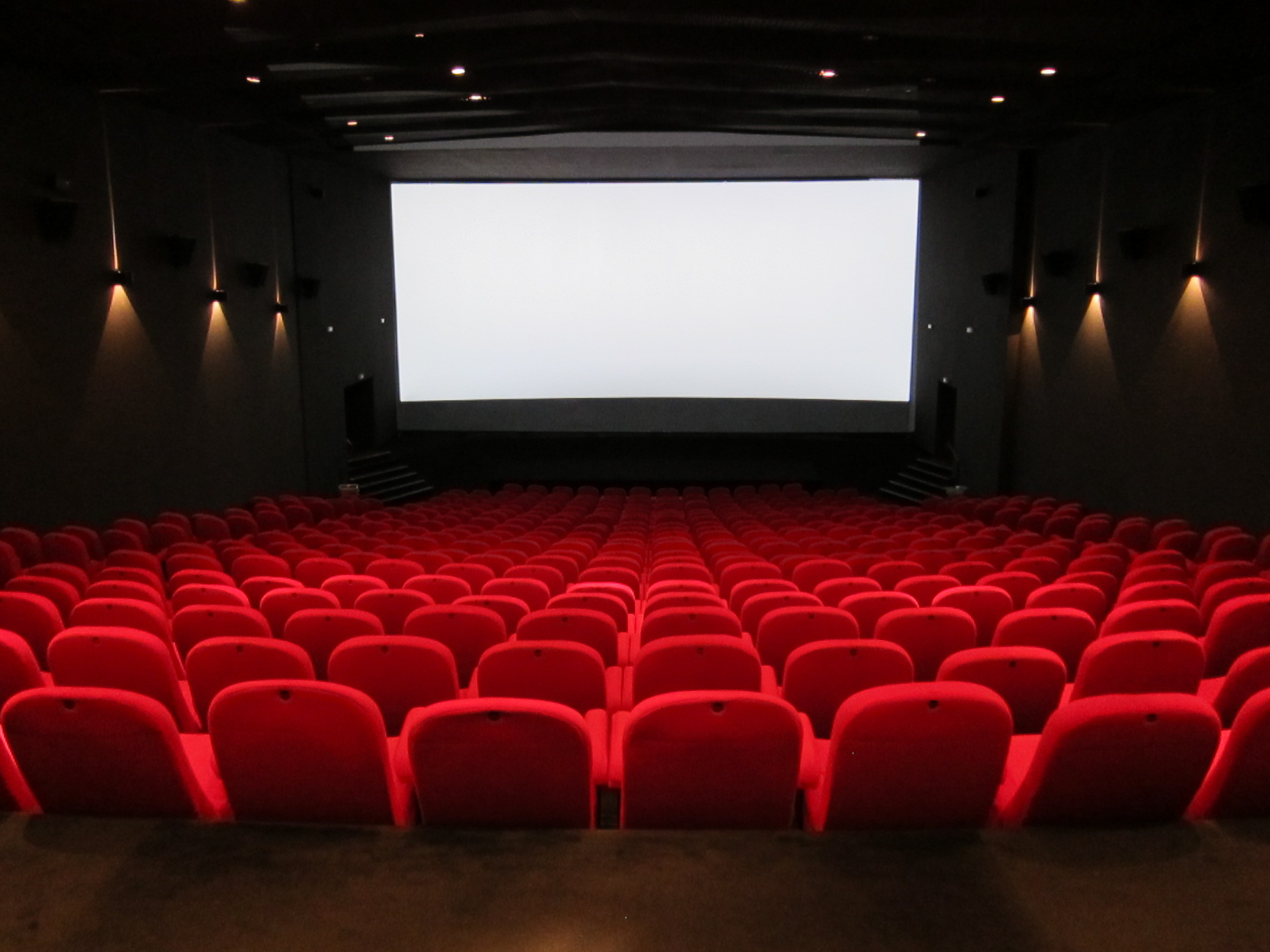 الفيلم القصير "فراغ" لفدوى منصوري وبطولة كوثر بالحاج: أنظروا إلى والديكم قبل أن يصبحوا مجرد فراغ