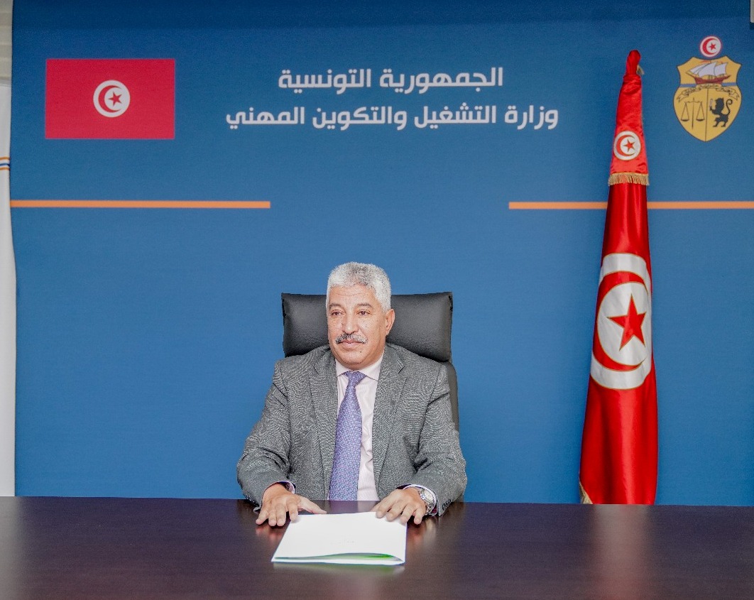 وزير التشغيل يوصى بالتسريع في اتمام الاجراءات لتجهيز مكتبي التشغيل بالقيروان وسوسة في اطار منظومة الفرصة الجديدة