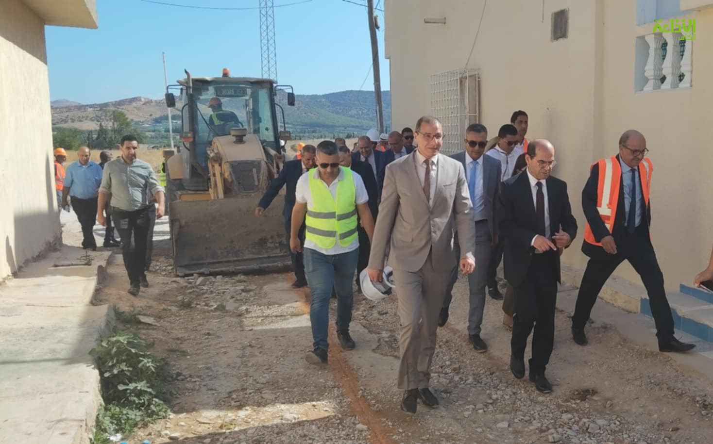 باجة: وزير التجهيز يُعاين تقدم إنجاز عدد من المشاريع