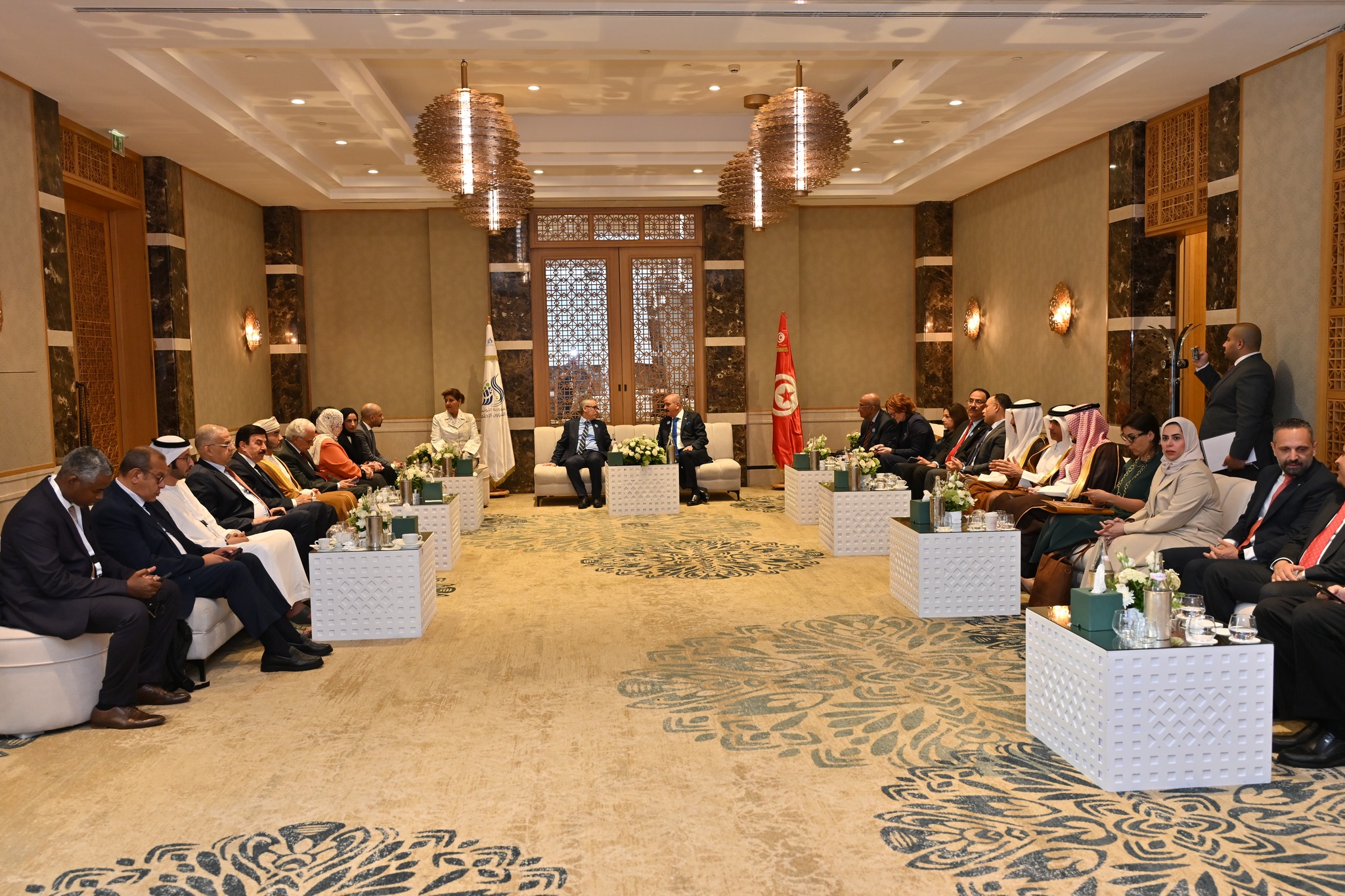 افتتاح الاجتماع العربي الاقليمي رفيع المستوى للتحضير لمؤتمر القمة العالمي الثاني للتنمية الاجتماعية 