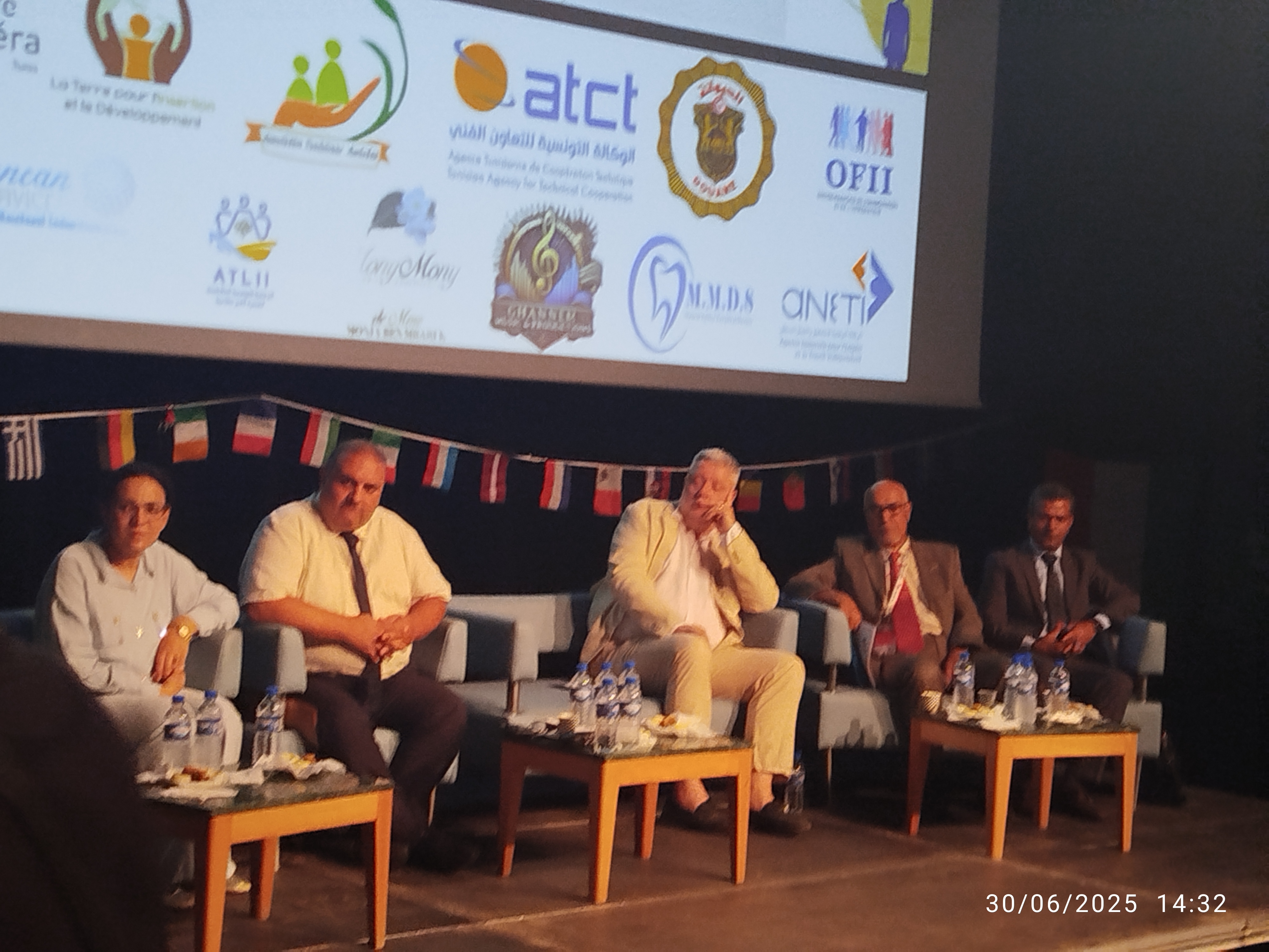 جامعة العمال التونسين بالخارج تنظم الملتقى الدولي  " الهجرة بين الواقع والتحديات "